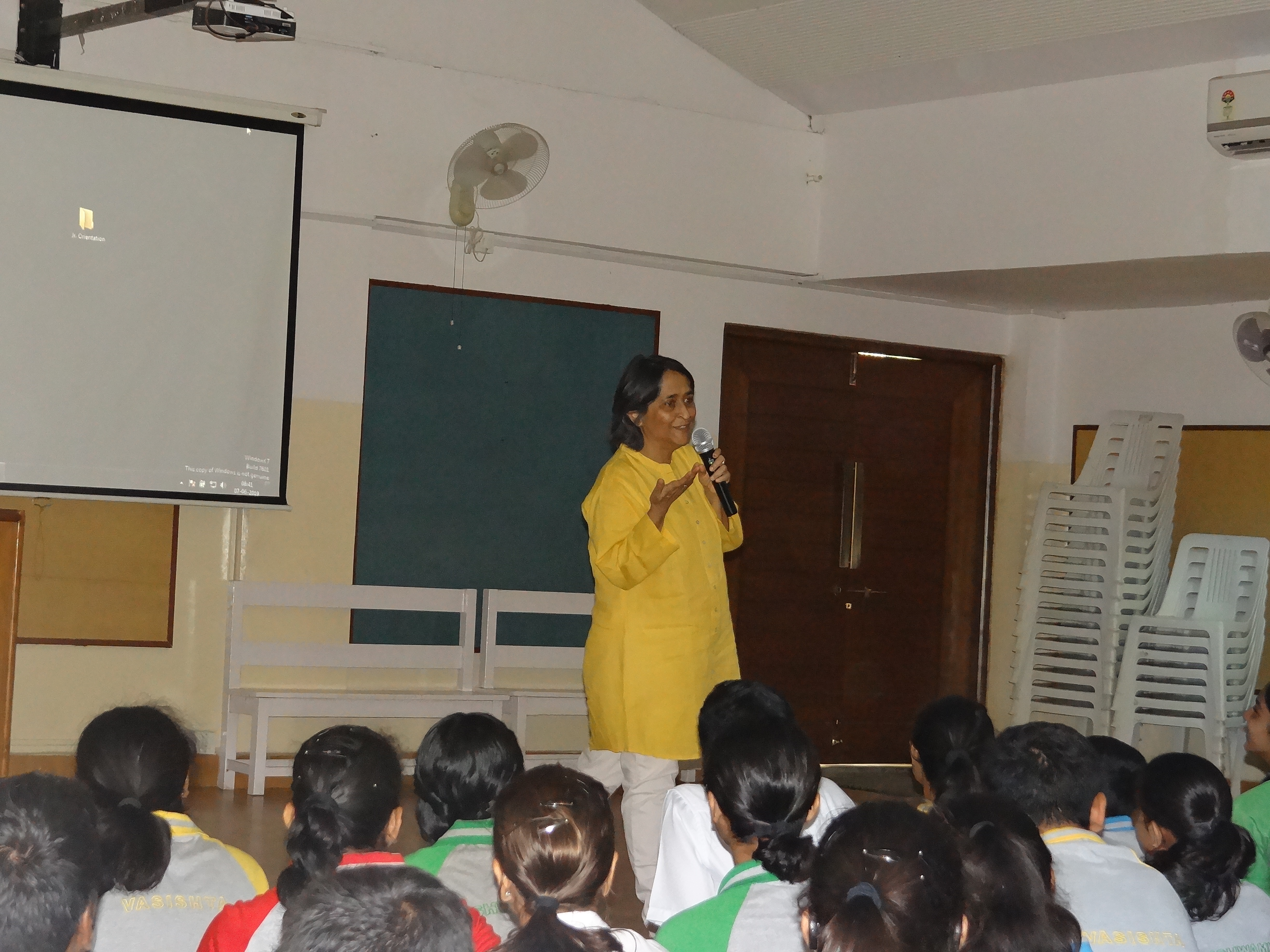 Talk on Environment by Ms. Poonam B. Kasturi from Daily Dump
